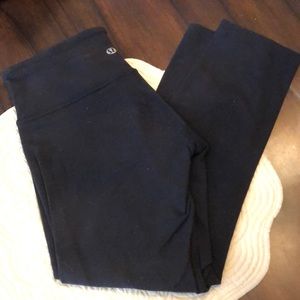 Lululemon classic cropped wide waist band stretch athletic pants